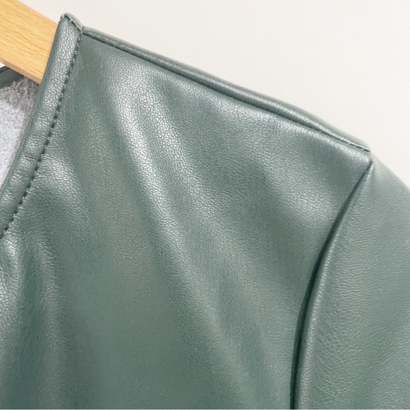 ASOS NWOT Green Faux Leather Dress Belted 10 Petite T shirt Mini Skater - Picture 6 of 9